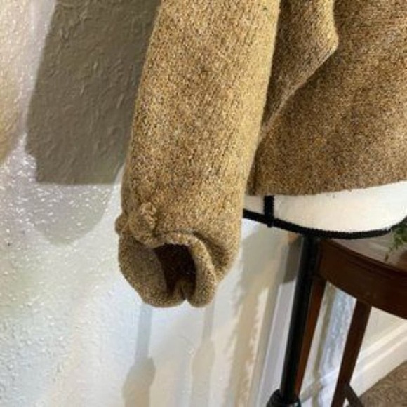 William Rast ~ Mock Turtleneck Tan Knit Sweater ~ Size Medium - Picture 4 of 7